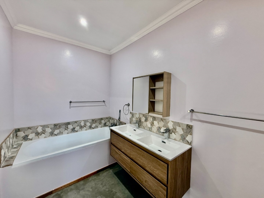 3 Bedroom Property for Sale in Magalies Golf Estate North West